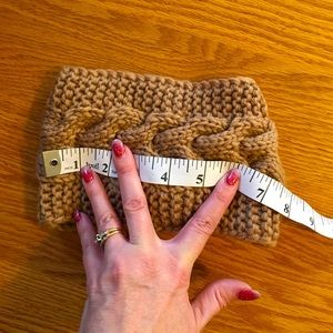 Ear warmer/head band